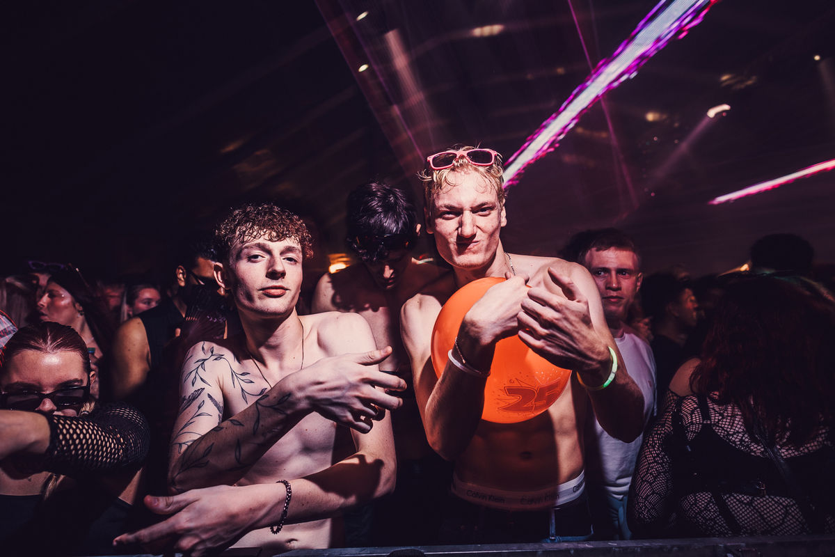 Loading... just a sec